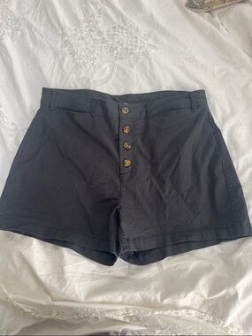High-Waist Black Button-Front Women's Shorts - 16